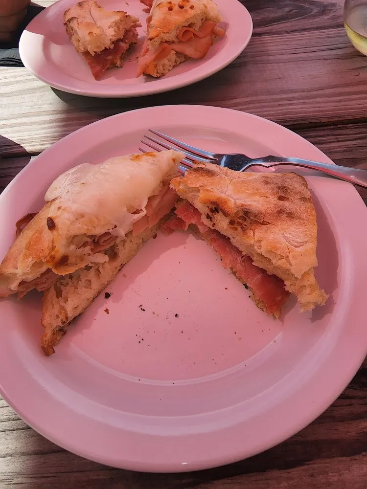 Ortadela E Mozzarella on the Left Salame Smoked Mozza Broccoli on the Right